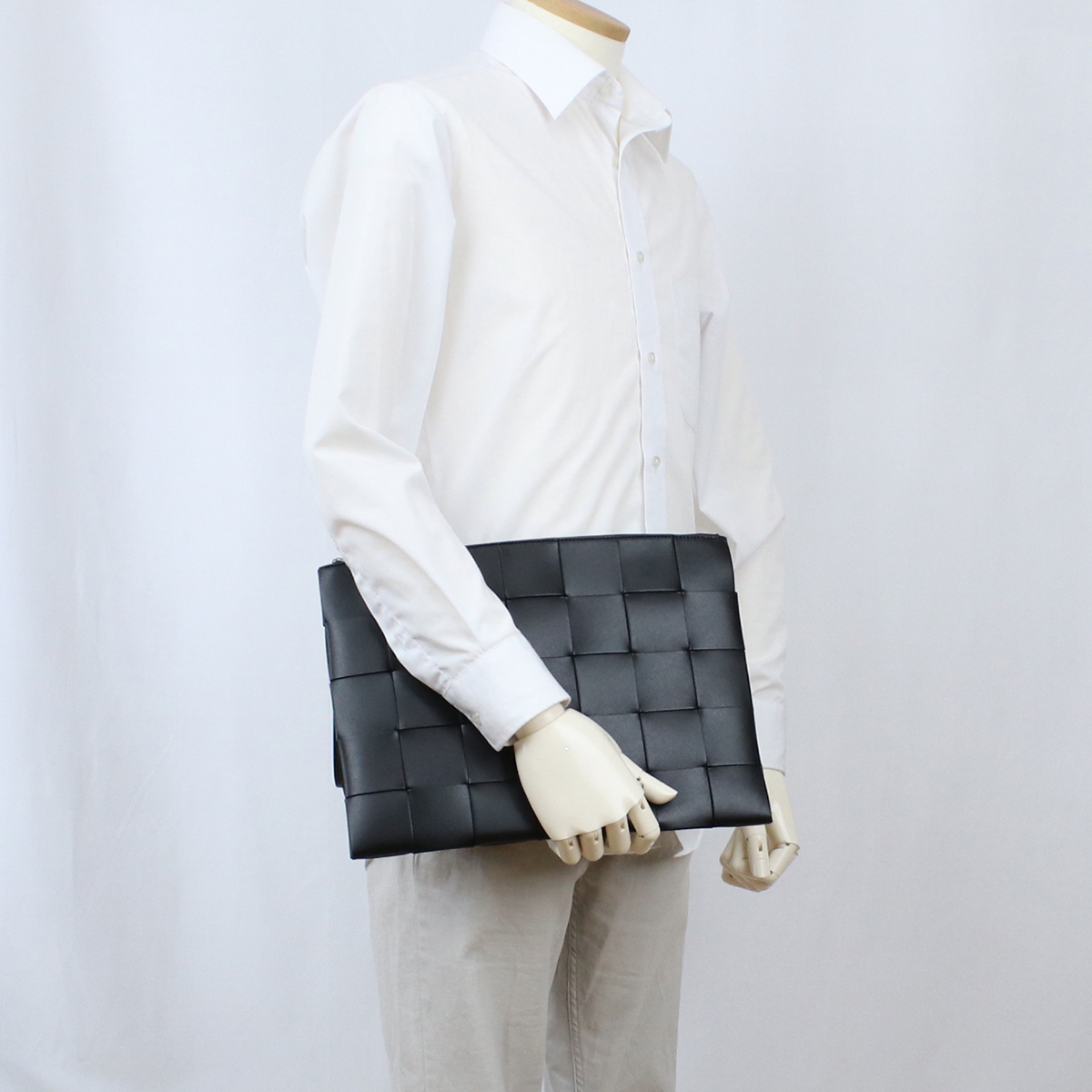 Armerie Boutique / ボッテガヴェネタ BOTTEGA VENETA クラッチバッグ