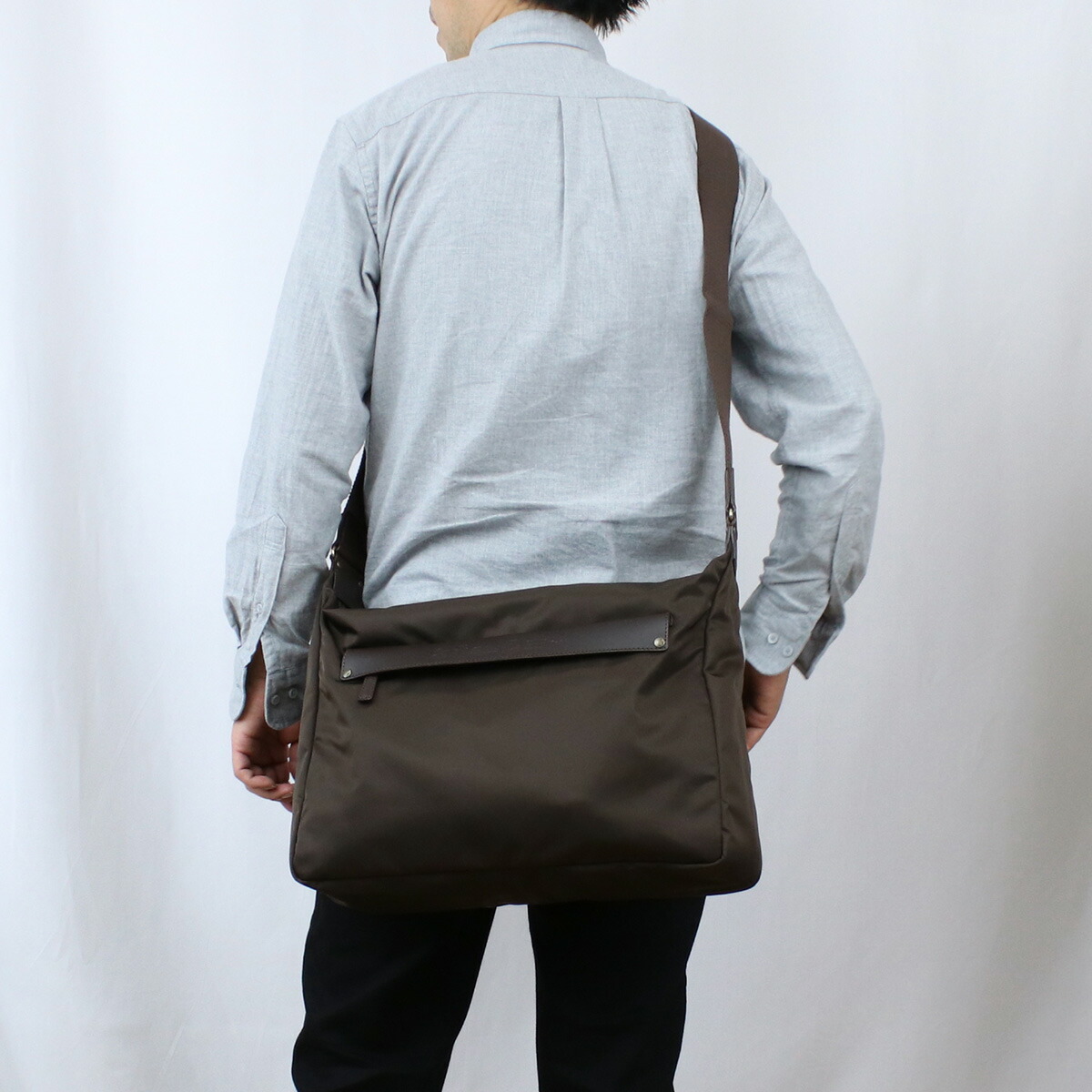 LOUIS VUITTON Monogram Men's Chalk Sling bag Nap Sac Shoulder Bag