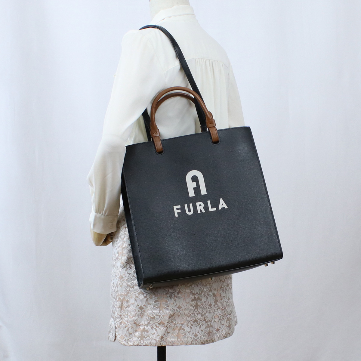 Armerie Boutique / フルラ FURLA FURLA VARSITY トートバッグ