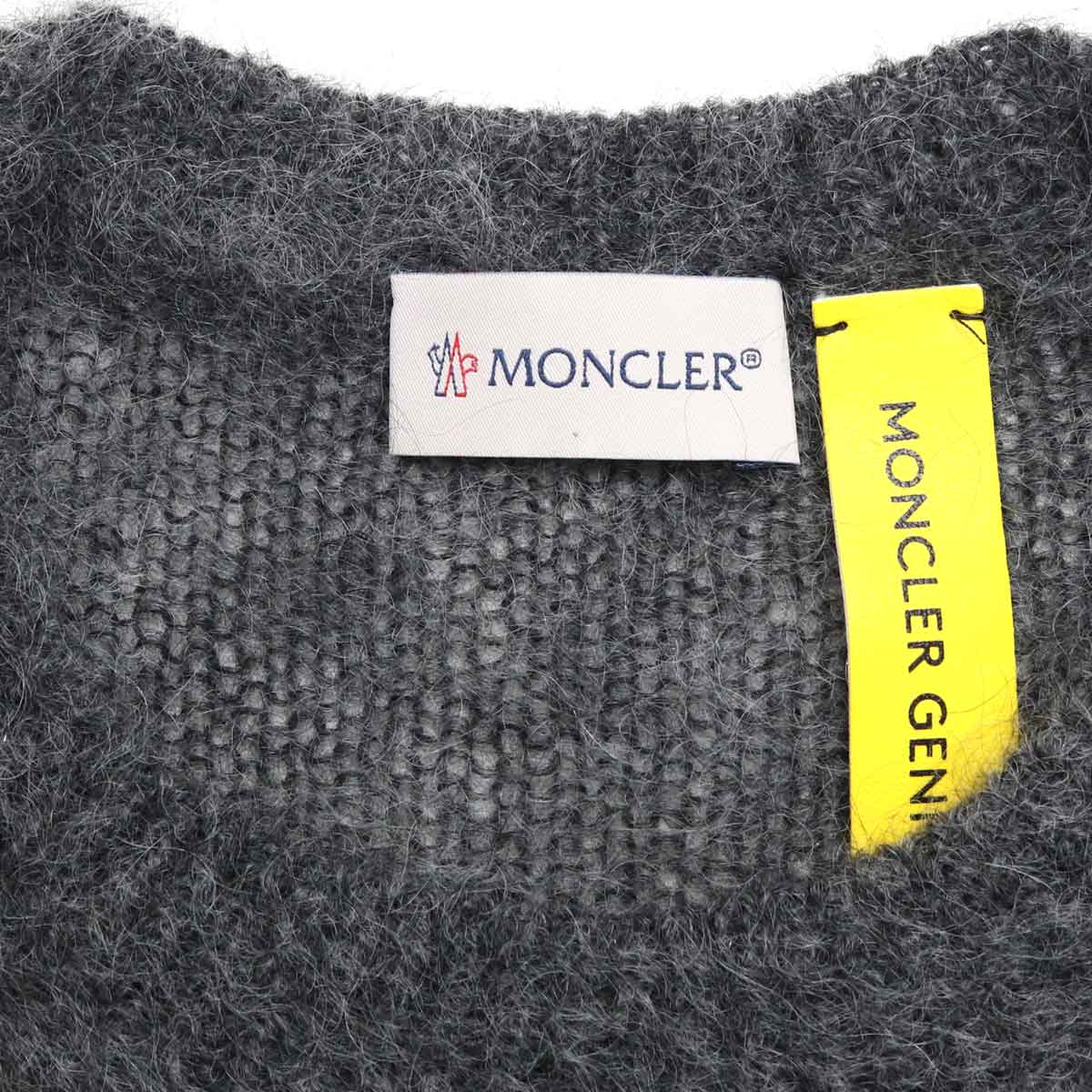 ブランドプラス モンクレール Moncler メンズ セーター ニット Girocollo Tricot 9c700 486 987 グレー系 メンズ ブランドプラス モンクレール Moncler メンズ セーター ニット Girocollo Tricot 9c700 486 987 グレー系 メンズ