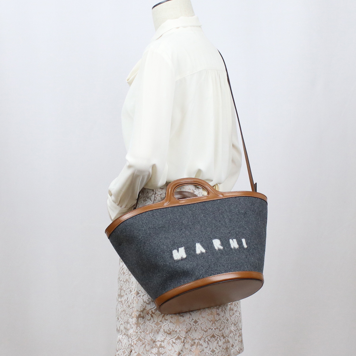 MARNI マルニ SHMPV01Q00 トートバッグ ブラウン系 レッド系 レディース