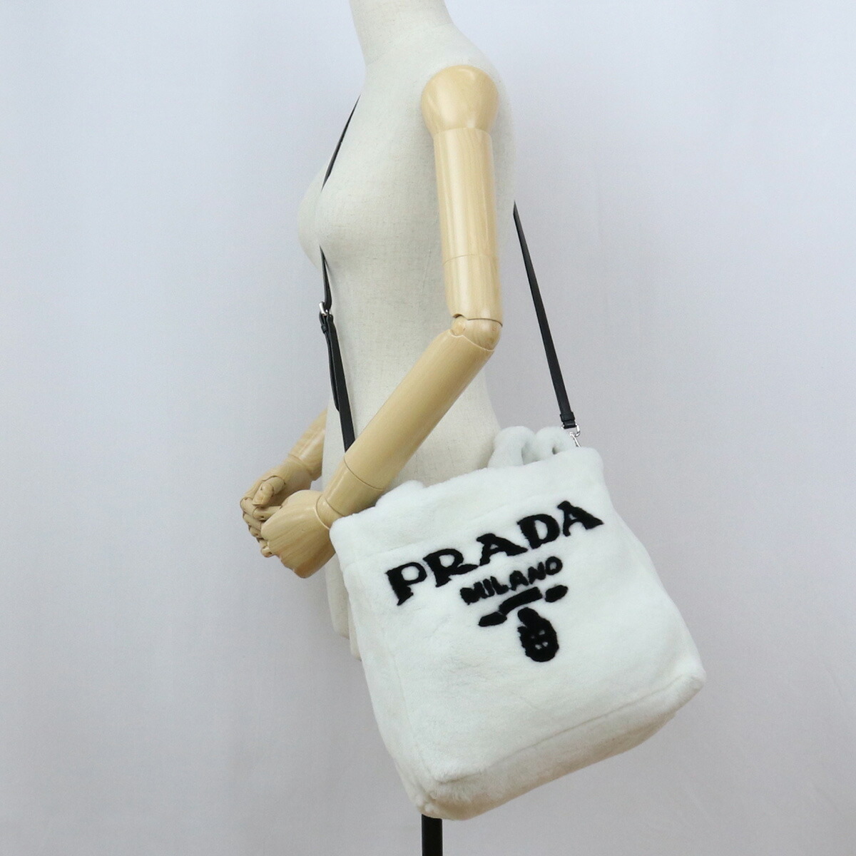 Brand Shop Ririka プラダ Prada トートバッグ ブランドバッグ ブランドロゴ ファ バッグ 1bg374 2ec9 V Mio F0964 Bianco Nero ホワイト系 Bag 01 Brand Shop Ririka プラダ Prada トートバッグ ブランドバッグ ブランドロゴ ファ バッグ 1bg374 2ec9 V Mio F0964 Bianco Nero ホワイト系 Bag 01