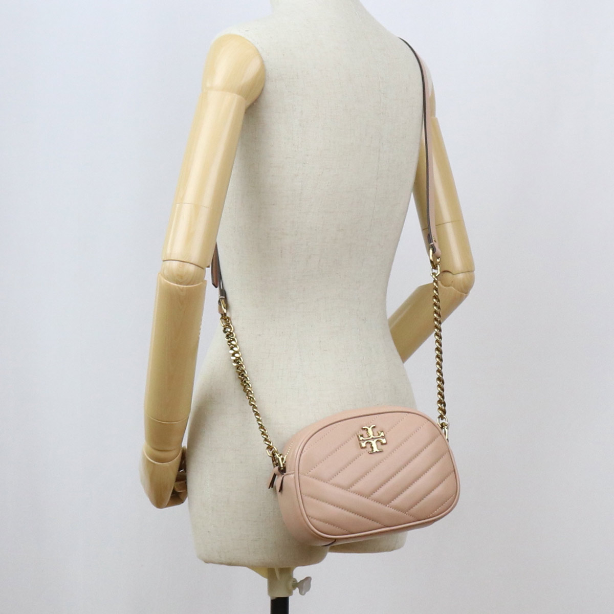 Armerie Boutique トリーバーチ TORY BURCH KIRA CHEVRON QUILT キラ シェブロン ポシェット  60227 288 DEVON SAND ベージュ系